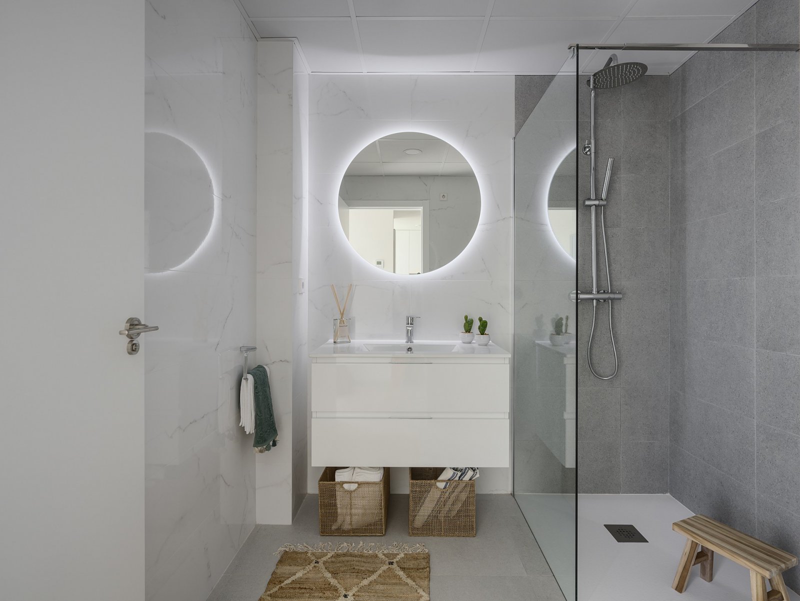 <p>Villa provided with 2 Bedrooms and 2 Bathrooms, communal swimming pool and private parking space within domain. </p>