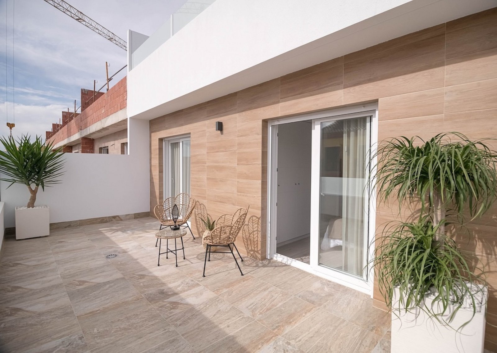 <p>Villa provided with 3 Bedrooms and 2 Bathrooms, private swimming pool and parking space on own plot. </p><p>Residencial Aire Limpio III is a lux...