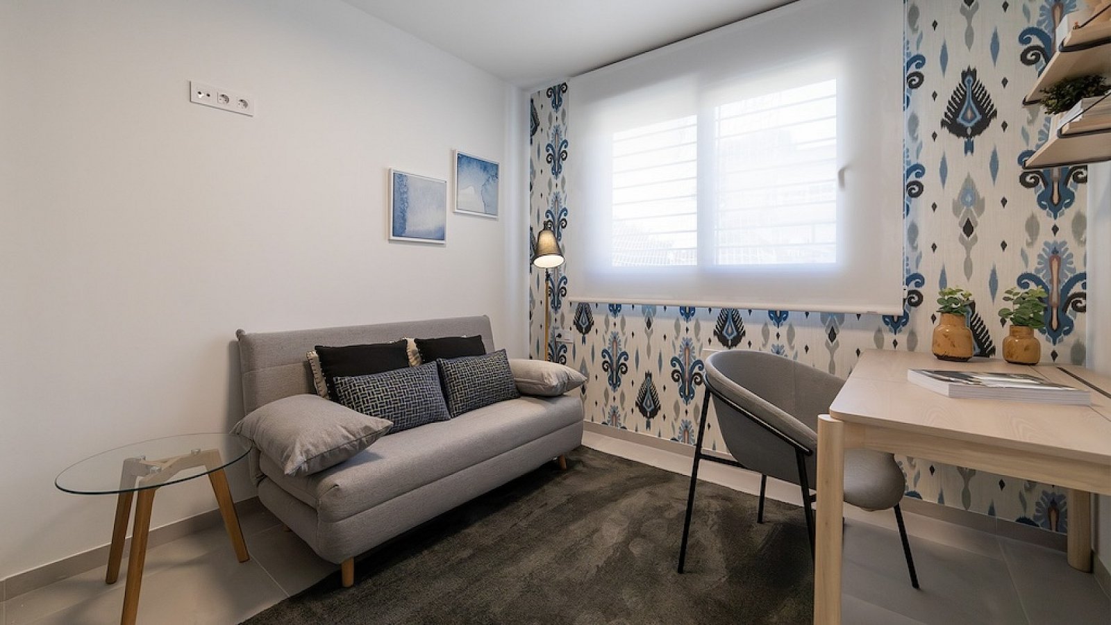 <p>Apartment with garden provided with 3 Bedrooms and 2 Bathrooms, infinity swimming pool and optional underground parking & storage room. </p><p>O...