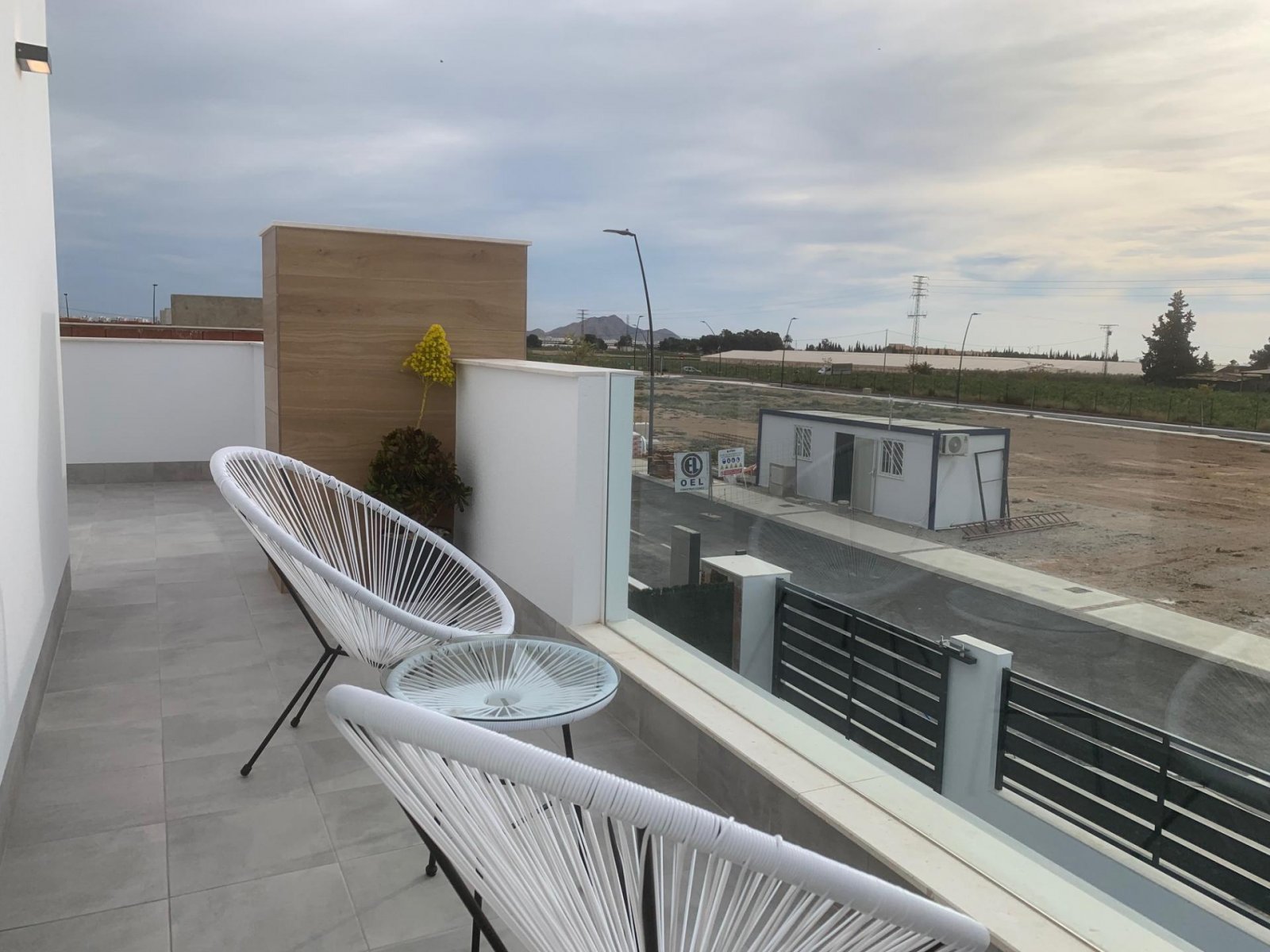 <p>Villa provided with 3 Bedrooms and 3 Bathrooms, private swimming pool and parking space on own plot. </p><p>Step inside these modern detached vi...