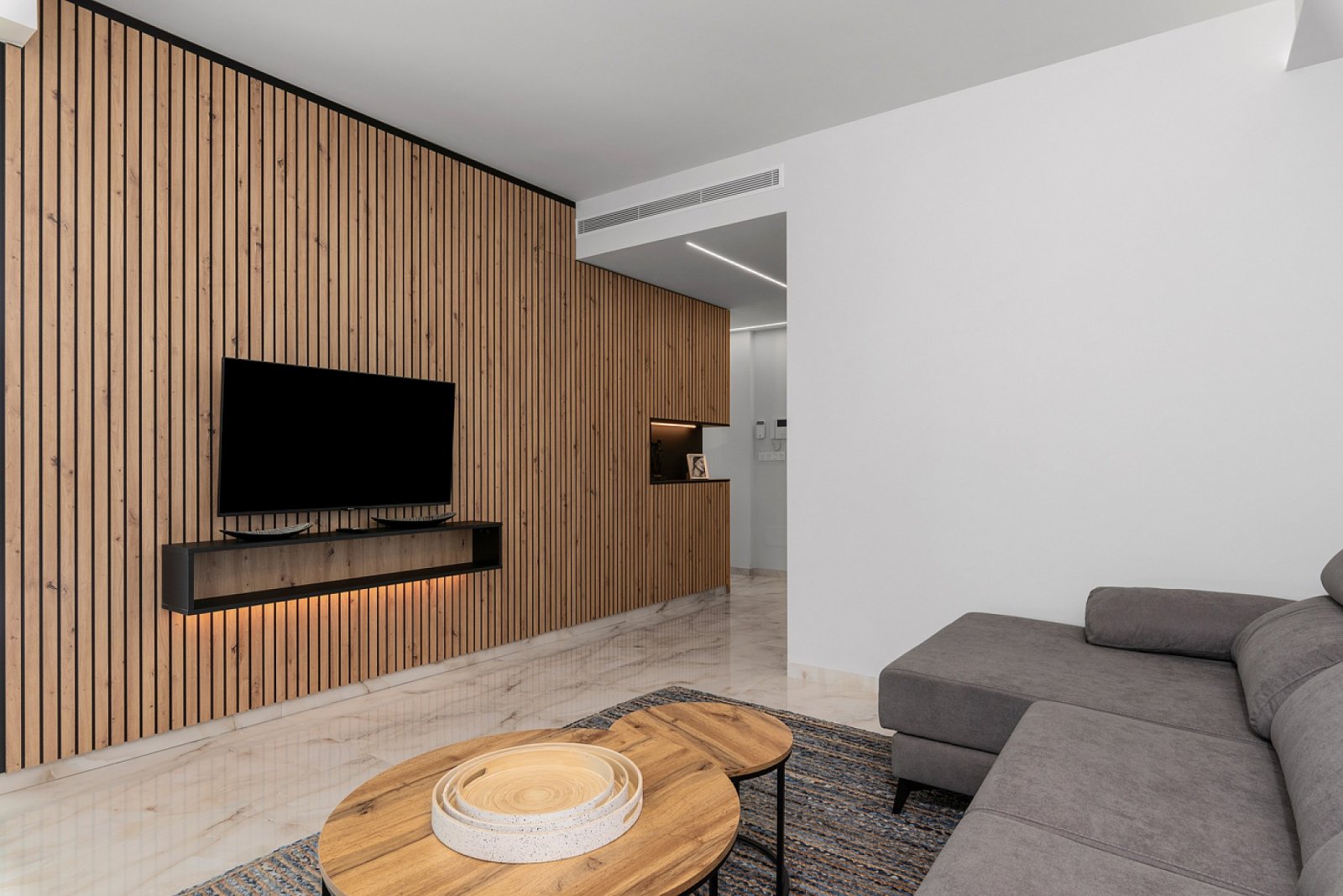 <p>Villa provided with 3 Bedrooms and 2 Bathrooms, private swimming pool and parking space on own plot. </p><p>This project of 40 villas offers the...