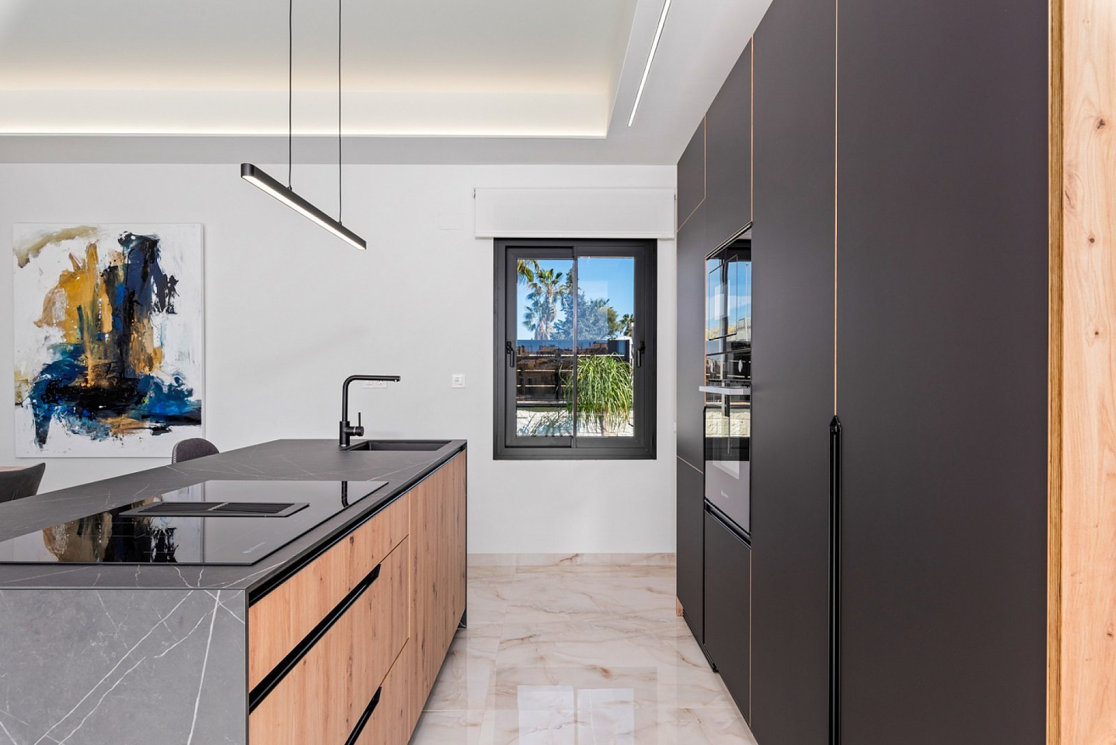 <p>Villa provided with 3 Bedrooms and 2 Bathrooms, private swimming pool and parking space on own plot. </p><p>This project of 40 villas offers the...
