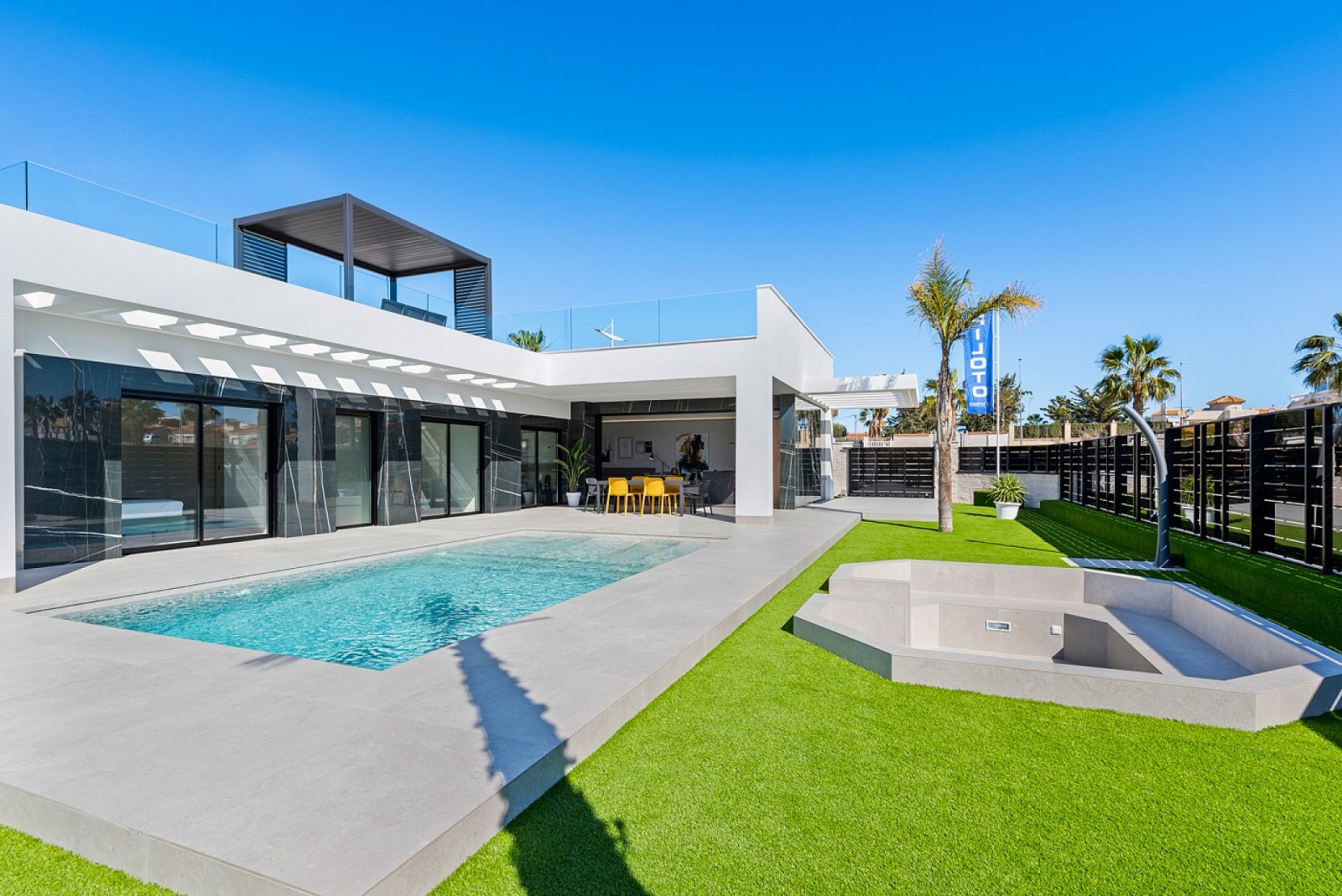 <p>Villa provided with 3 Bedrooms and 2 Bathrooms, private swimming pool and parking space on own plot. </p><p>This project of 40 villas offers the...
