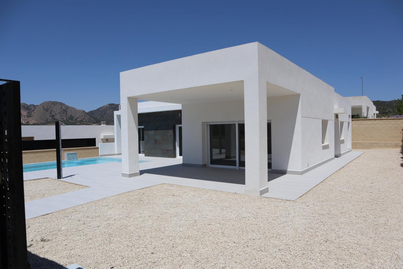 <p>Villa provided with 3 Bedrooms and 2 Bathrooms, private swimming pool and parking space on own plot. </p><p>We are delighted to present you this...