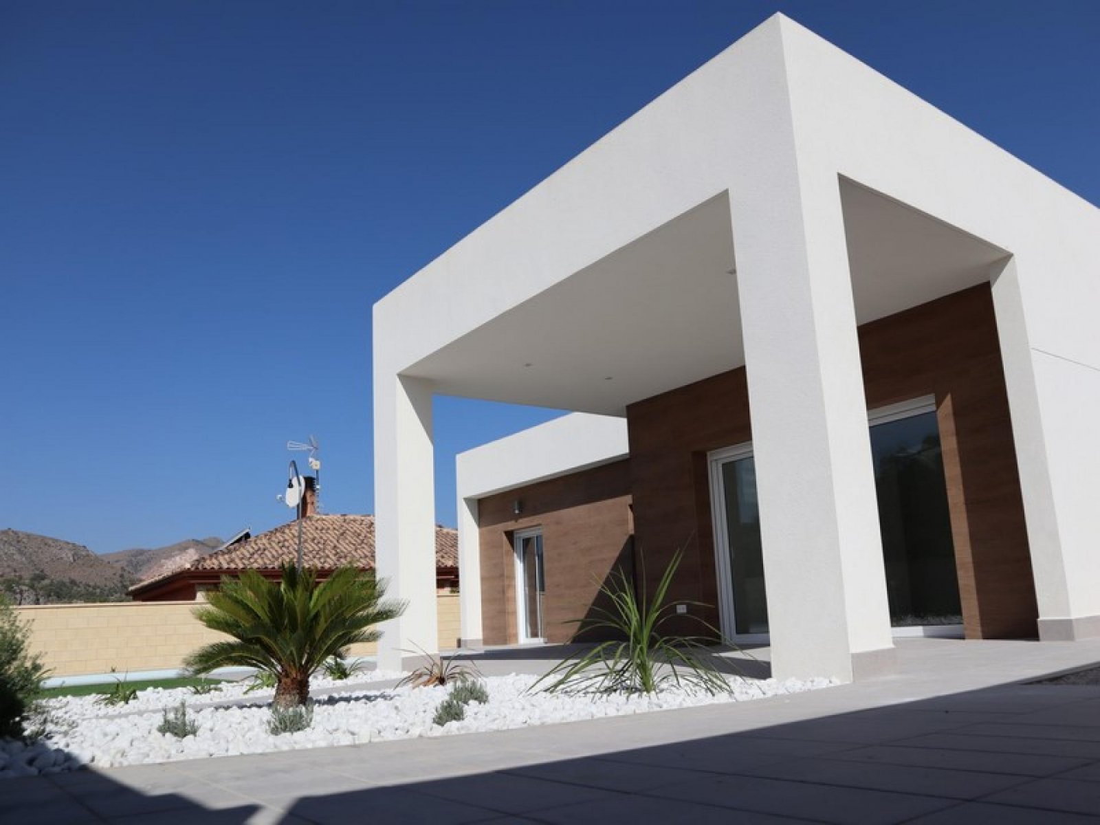 <p>Villa provided with 3 Bedrooms and 2 Bathrooms, private swimming pool and parking space on own plot. </p><p>We are delighted to present you this...