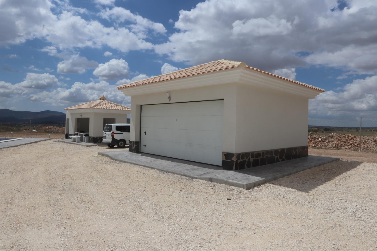 Ihre Traumvilla nach Maß mit Pool in Pinoso