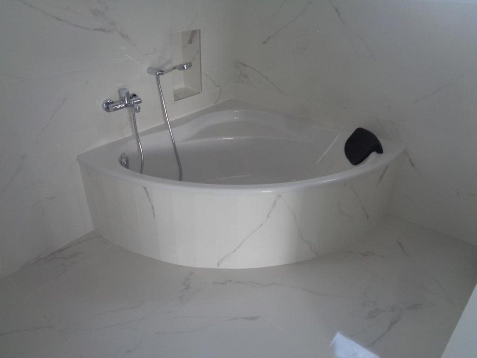 Ihre Traumvilla nach Maß mit Pool in Pinoso