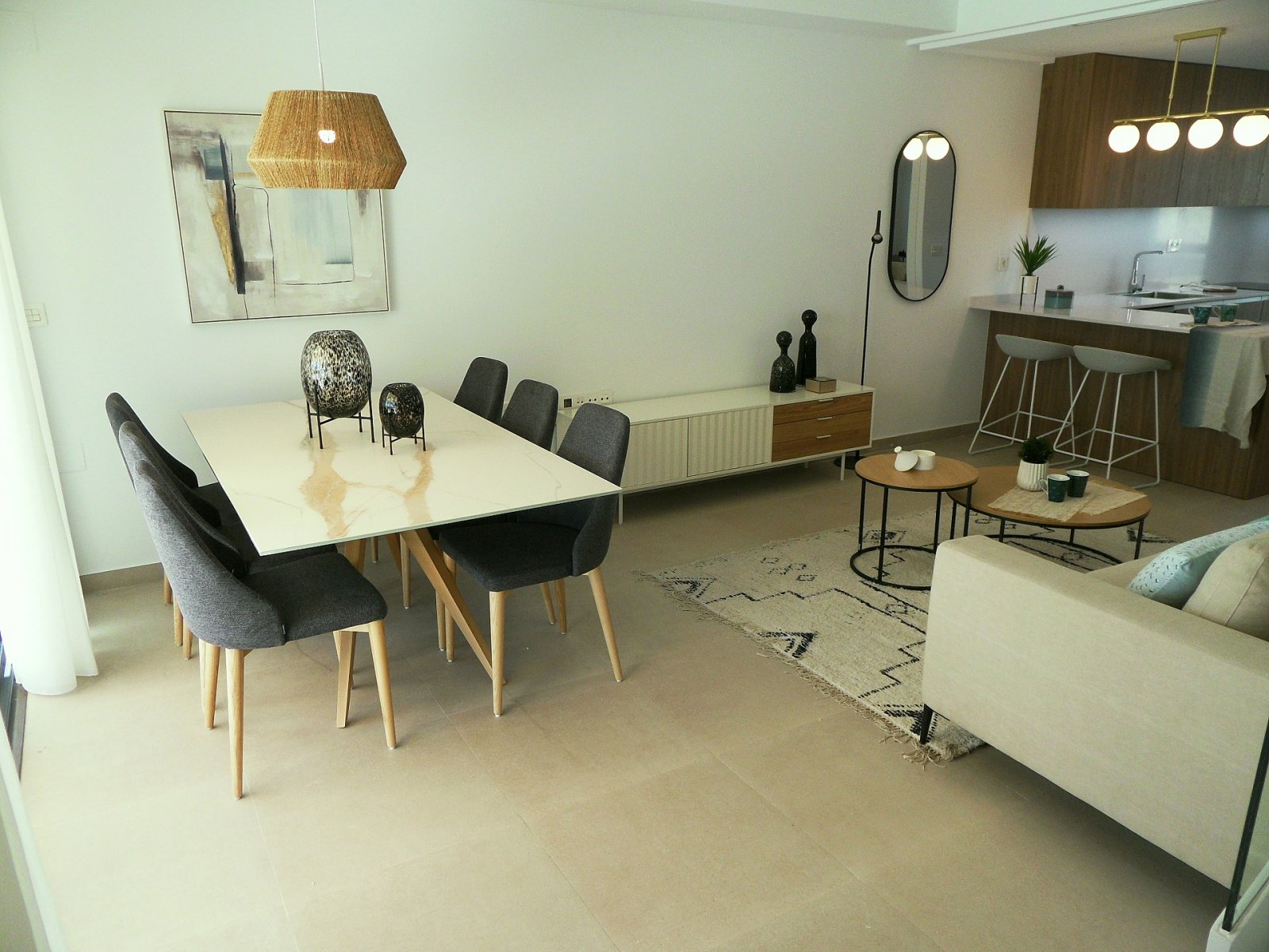 <p>Terraced villa provided with 3 Bedrooms and 3 Bathrooms, communal swimming pool and parking space on own plot. </p><p>Pilar de la Horadada is a ...