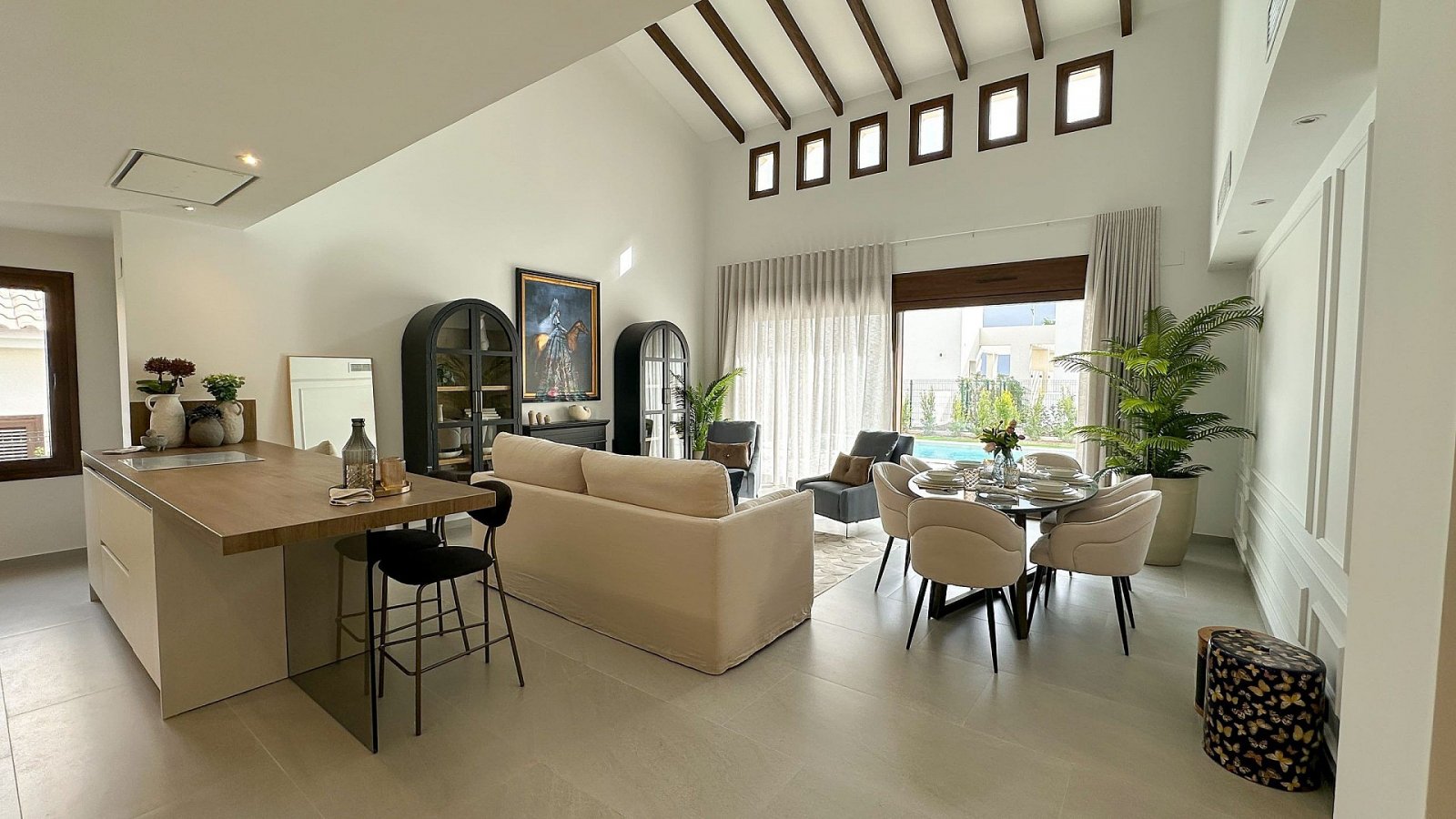 Traumvilla mit Pool & Gartenparadies