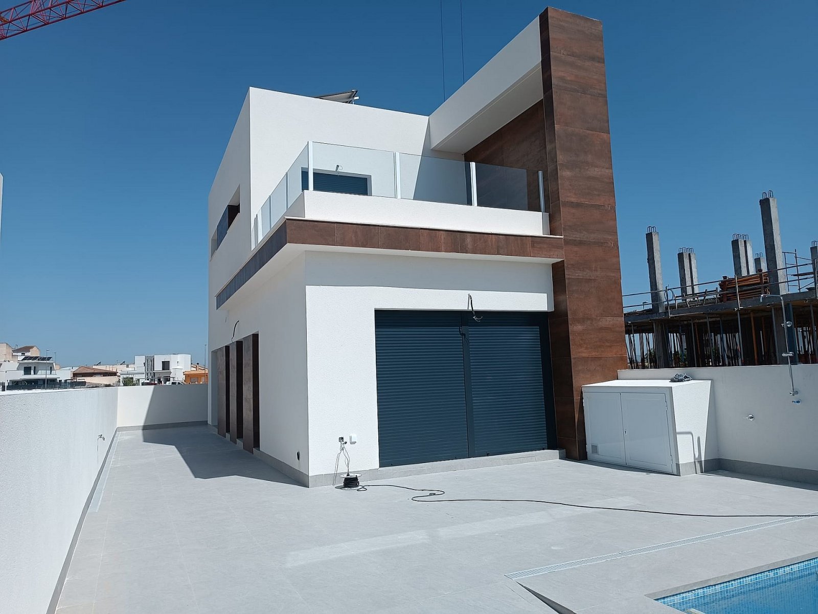 <p>Terraced villa provided with 3 Bedrooms and 2 Bathrooms, private swimming pool and parking space on own plot. </p><p>Discover these beautiful te...