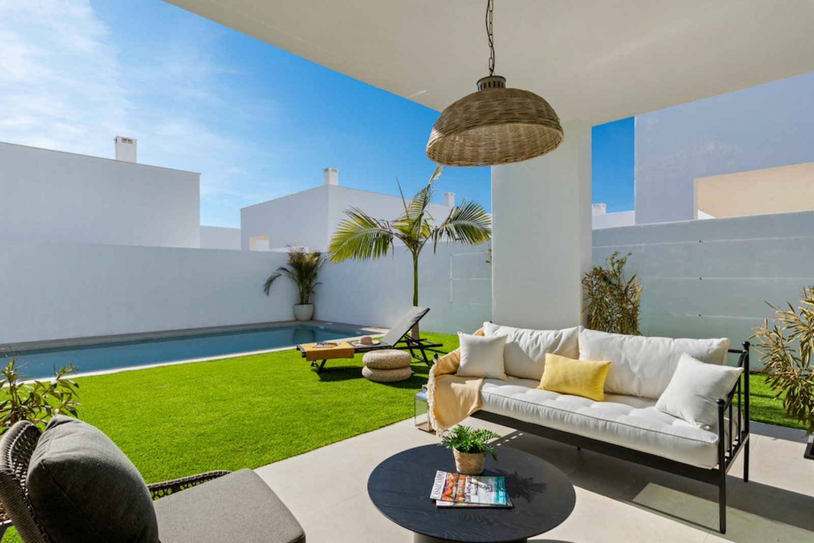 <p>Villa provided with 3 Bedrooms and 2 Bathrooms, private swimming pool and parking space on own plot. </p><p>Discover these beautiful villas in M...