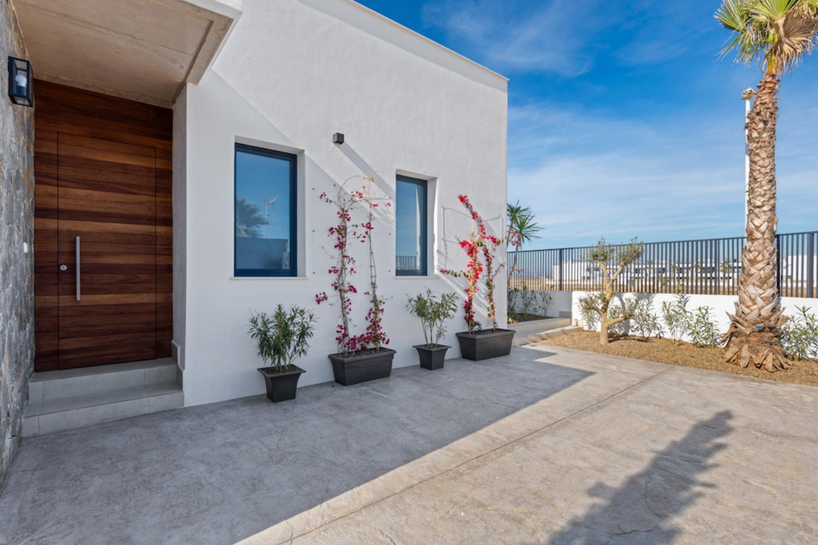 <p>Villa provided with 3 Bedrooms and 2 Bathrooms, private swimming pool and parking space on own plot. </p><p>Discover these beautiful villas in M...