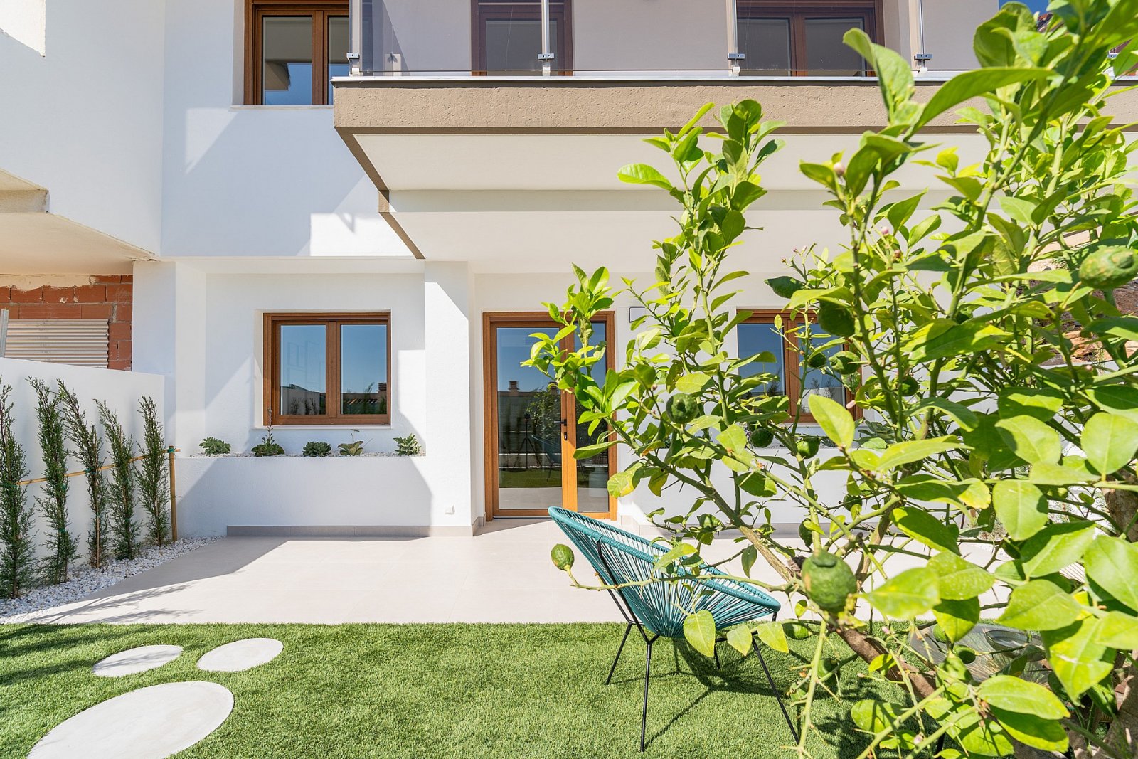 <p>Villa provided with 4 Bedrooms and 3 Bathrooms, communal swimming pool and multiple parking spaces. </p>