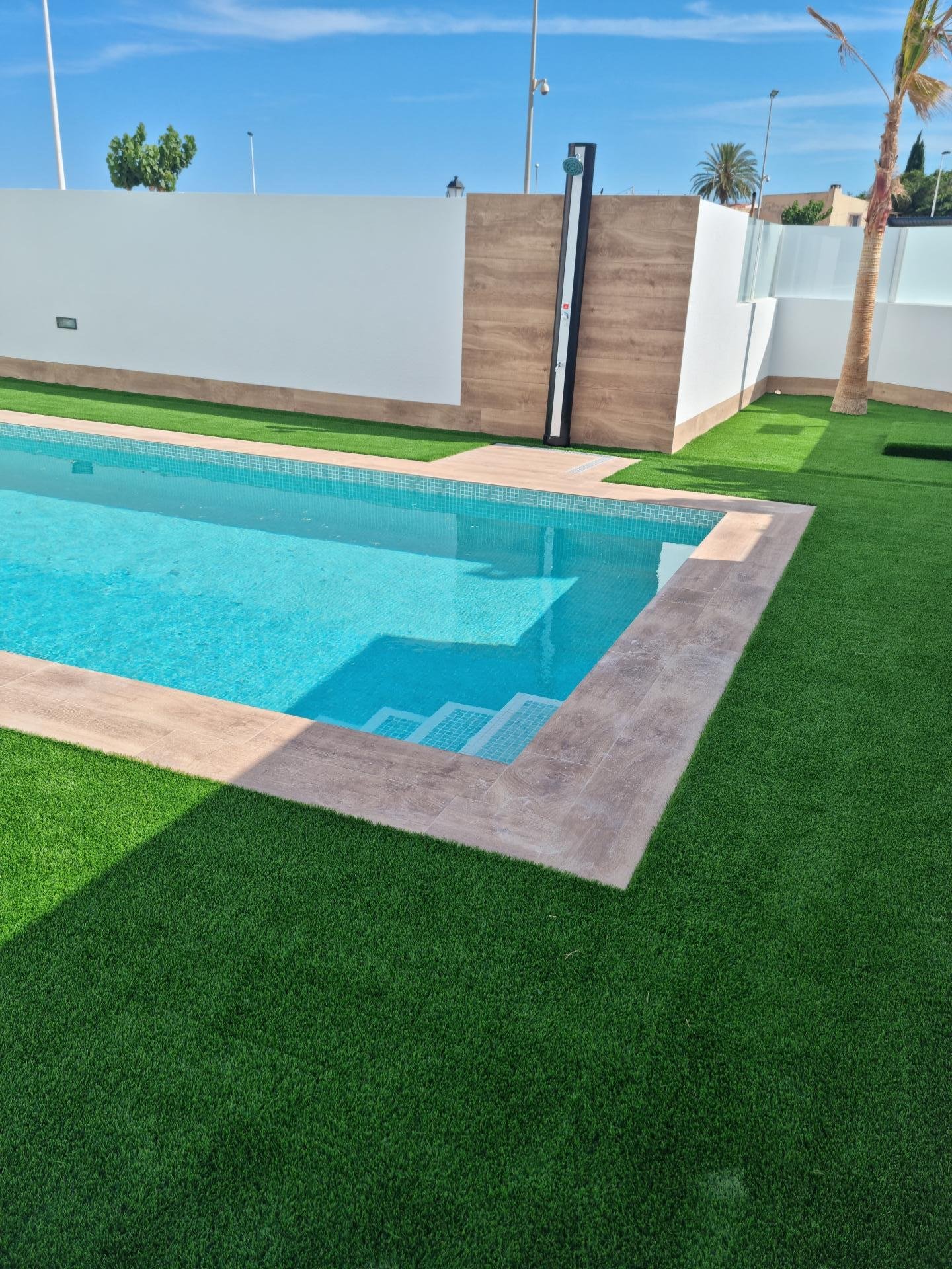 <p>Apartments - solarium provided with 2 Bedrooms and 2 Bathrooms, communal swimming pool and underground parking space with storage room. </p><p>D...