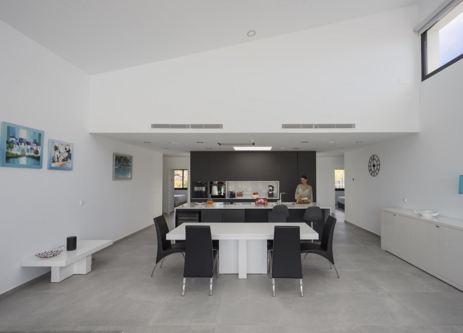 <p>Villa provided with 4 Bedrooms and 4 Bathrooms, private swimming pool and private garage. </p><p>Villa Campo has a modern and minimalist design ...