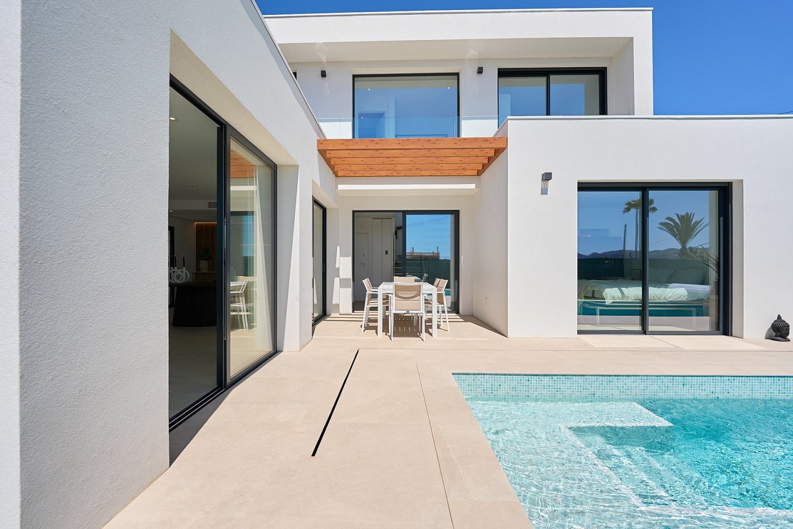 <p>Villa provided with 3 Bedrooms and 2 Bathrooms, private swimming pool and multiple parking spaces. </p><p>The villas are designed with wooden st...