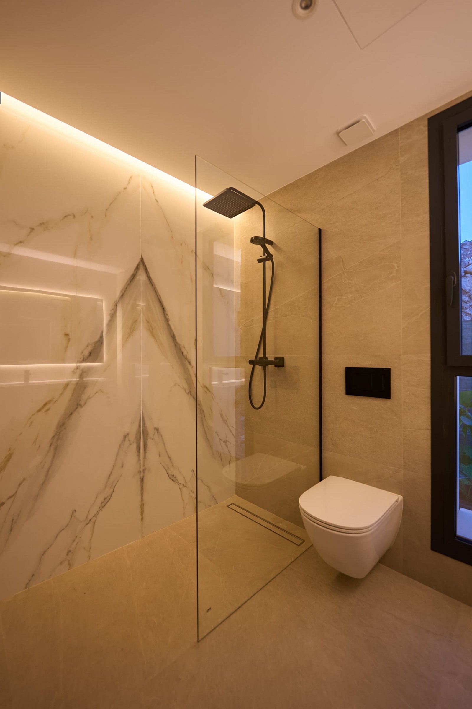 <p>Villa provided with 3 Bedrooms and 2 Bathrooms, private swimming pool and multiple parking spaces. </p><p>The villas are designed with wooden st...