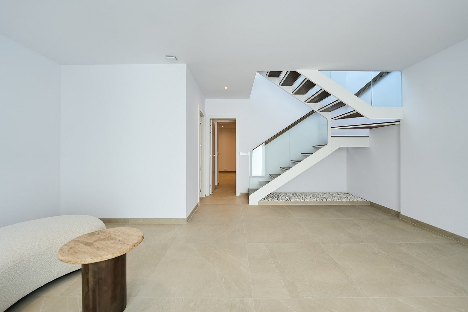 <p>Villa provided with 3 Bedrooms and 2 Bathrooms, private swimming pool and multiple parking spaces. </p><p>The villas are designed with wooden st...