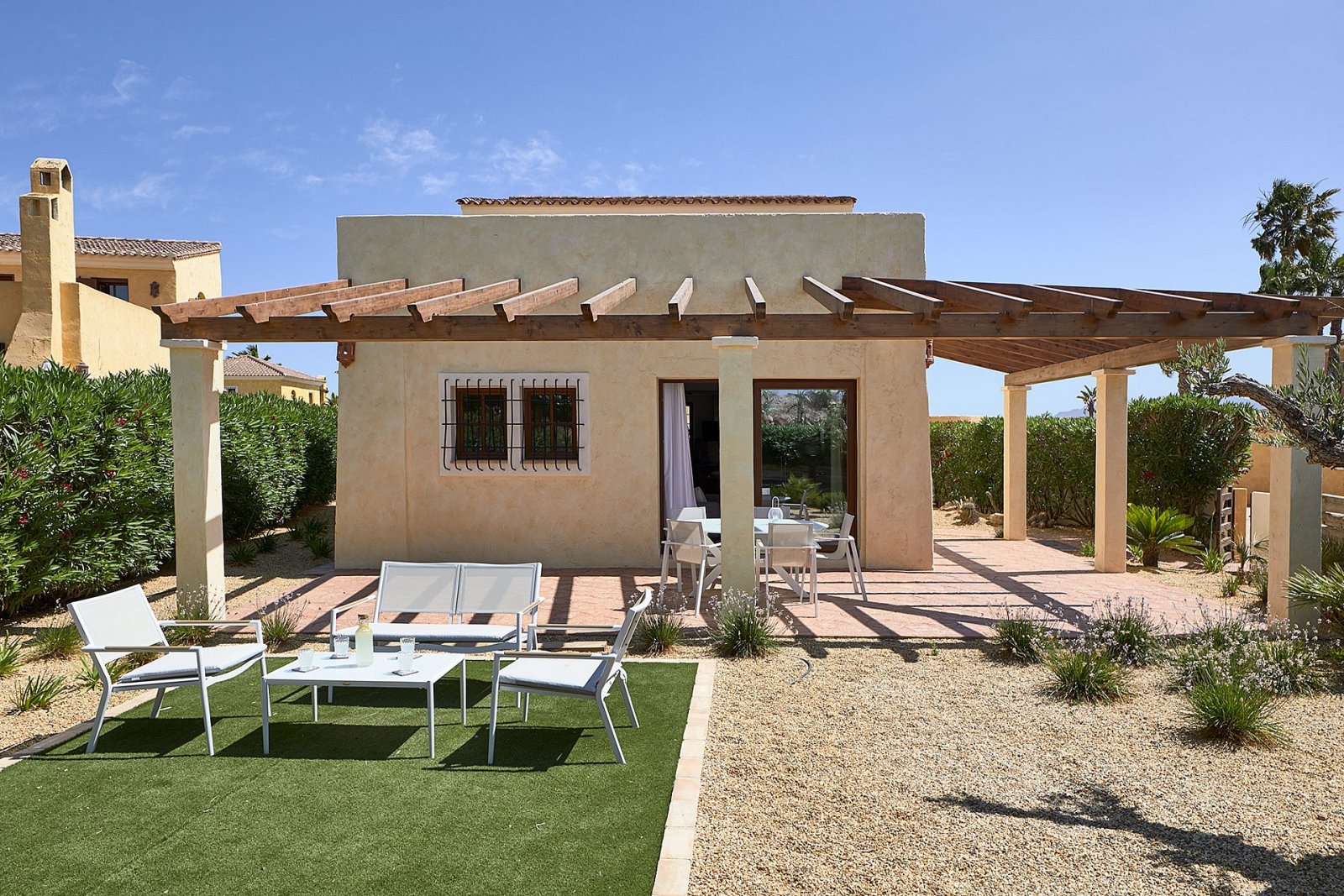 <p>Villa provided with 3 Bedrooms and 2 Bathrooms, communal swimming pool and underground parking space. </p><p>Buenaventura villas, where traditio...