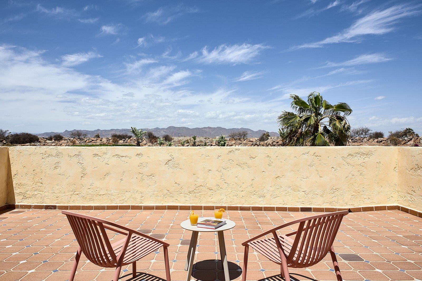<p>Villa provided with 3 Bedrooms and 2 Bathrooms, communal swimming pool and underground parking space. </p><p>Buenaventura villas, where traditio...