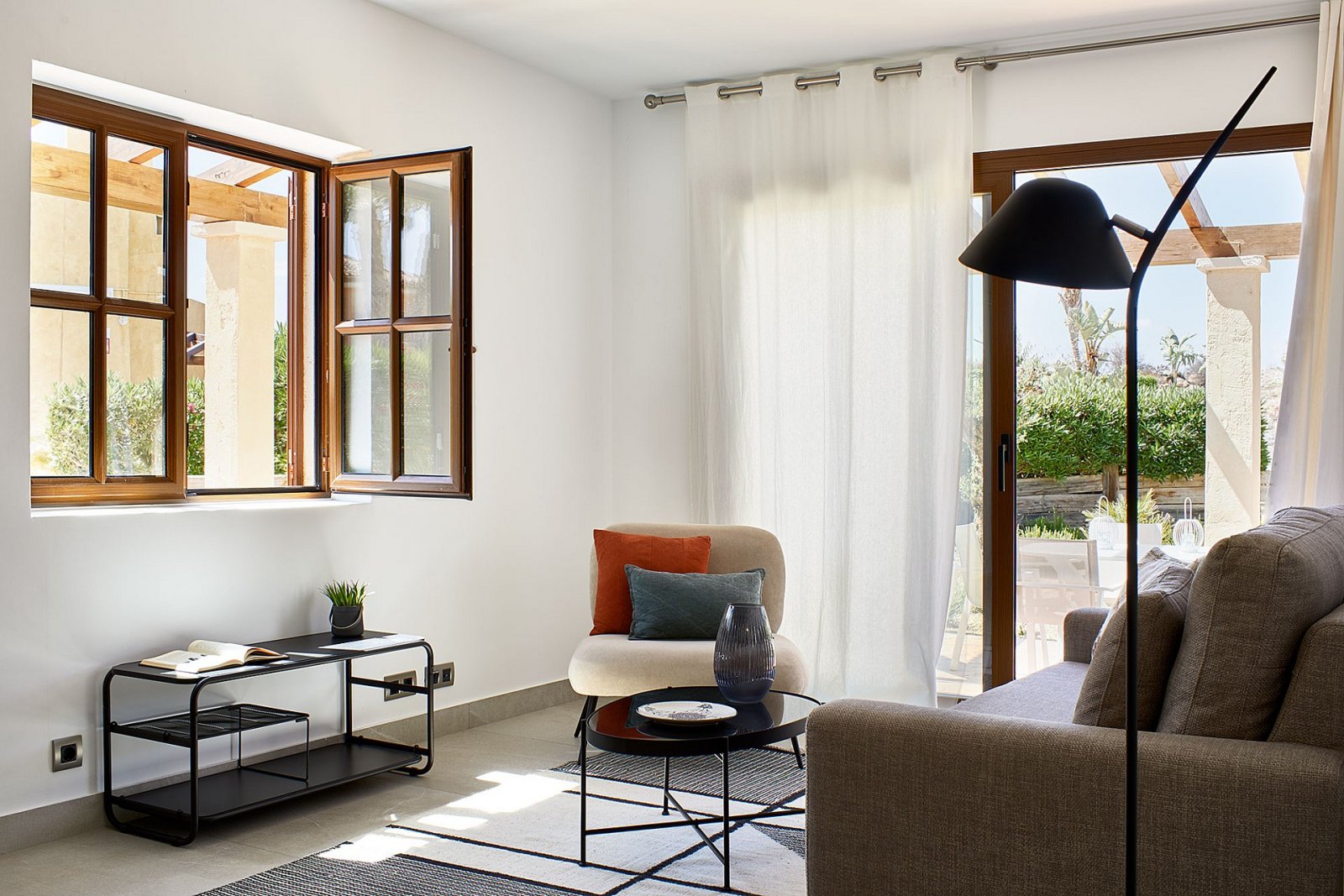 <p>Villa provided with 3 Bedrooms and 2 Bathrooms, communal swimming pool and underground parking space. </p><p>Buenaventura villas, where traditio...