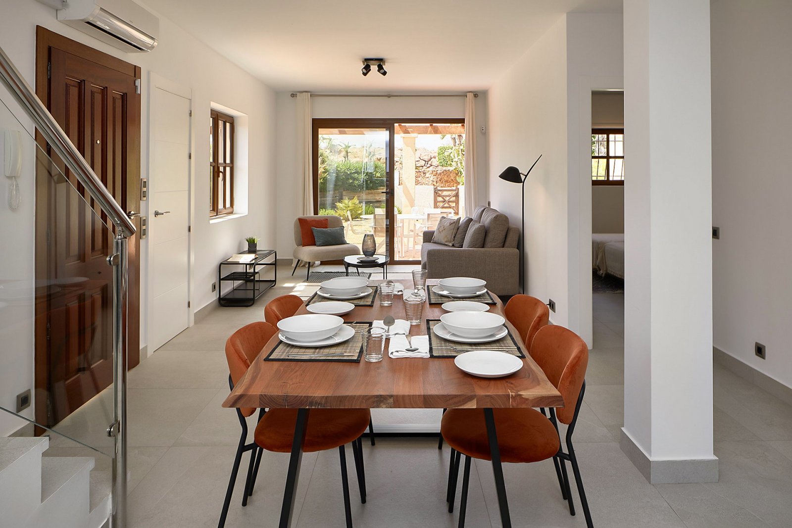 <p>Villa provided with 3 Bedrooms and 2 Bathrooms, communal swimming pool and underground parking space. </p><p>Buenaventura villas, where traditio...