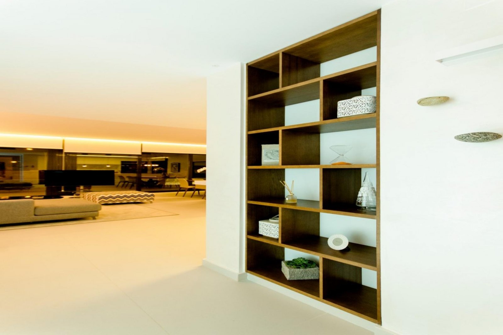 <p>Villa provided with 4 Bedrooms and 4 Bathrooms, infinity swimming pool and underground parking space. </p><p>Discover this beautiful development...