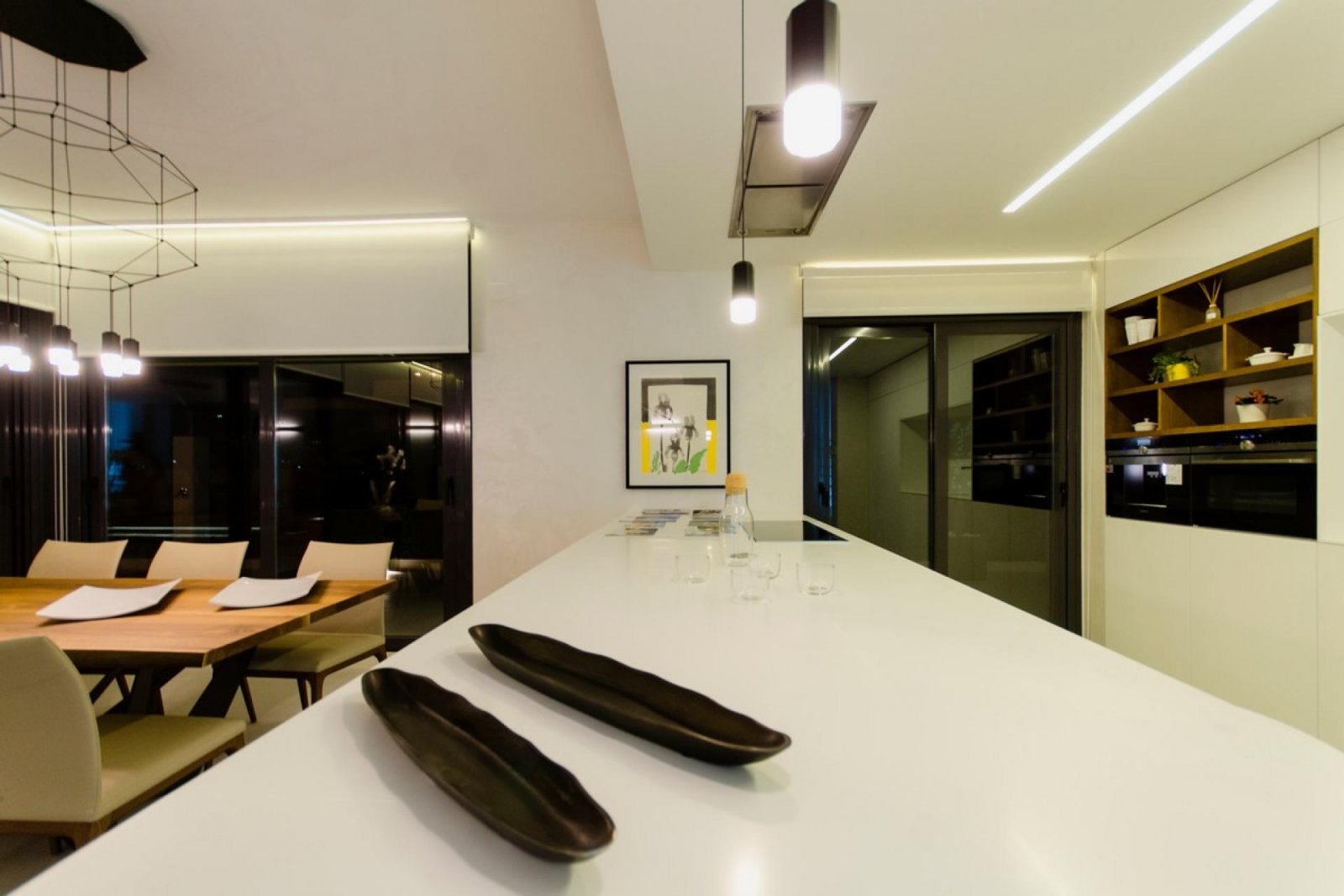 <p>Villa provided with 4 Bedrooms and 4 Bathrooms, infinity swimming pool and underground parking space. </p><p>Discover this beautiful development...