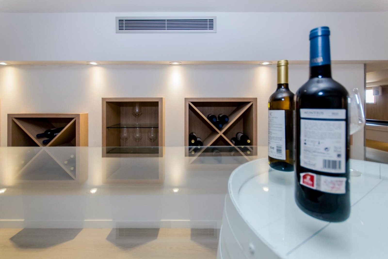 <p>Villa provided with 3 Bedrooms and 4 Bathrooms, private swimming pool and underground parking space. </p><p>Discover this beautiful development ...