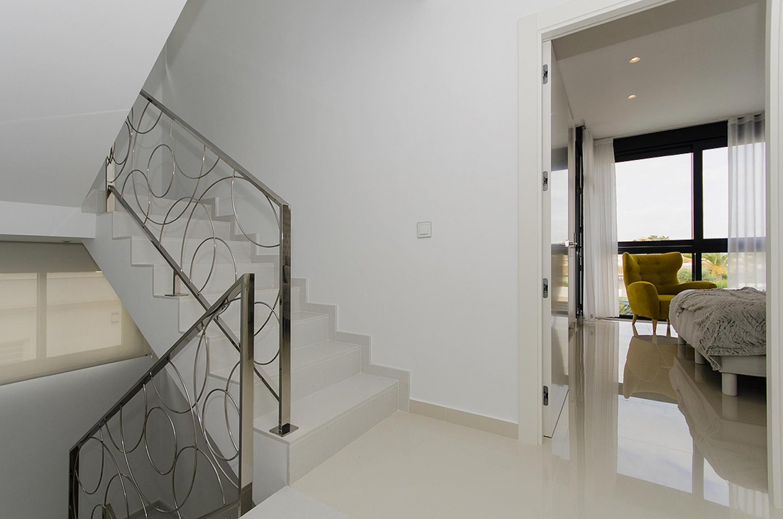 <p>Villa provided with 3 Bedrooms and 3 Bathrooms, private swimming pool and parking space on own plot. </p><p>Discover this beautiful development ...
