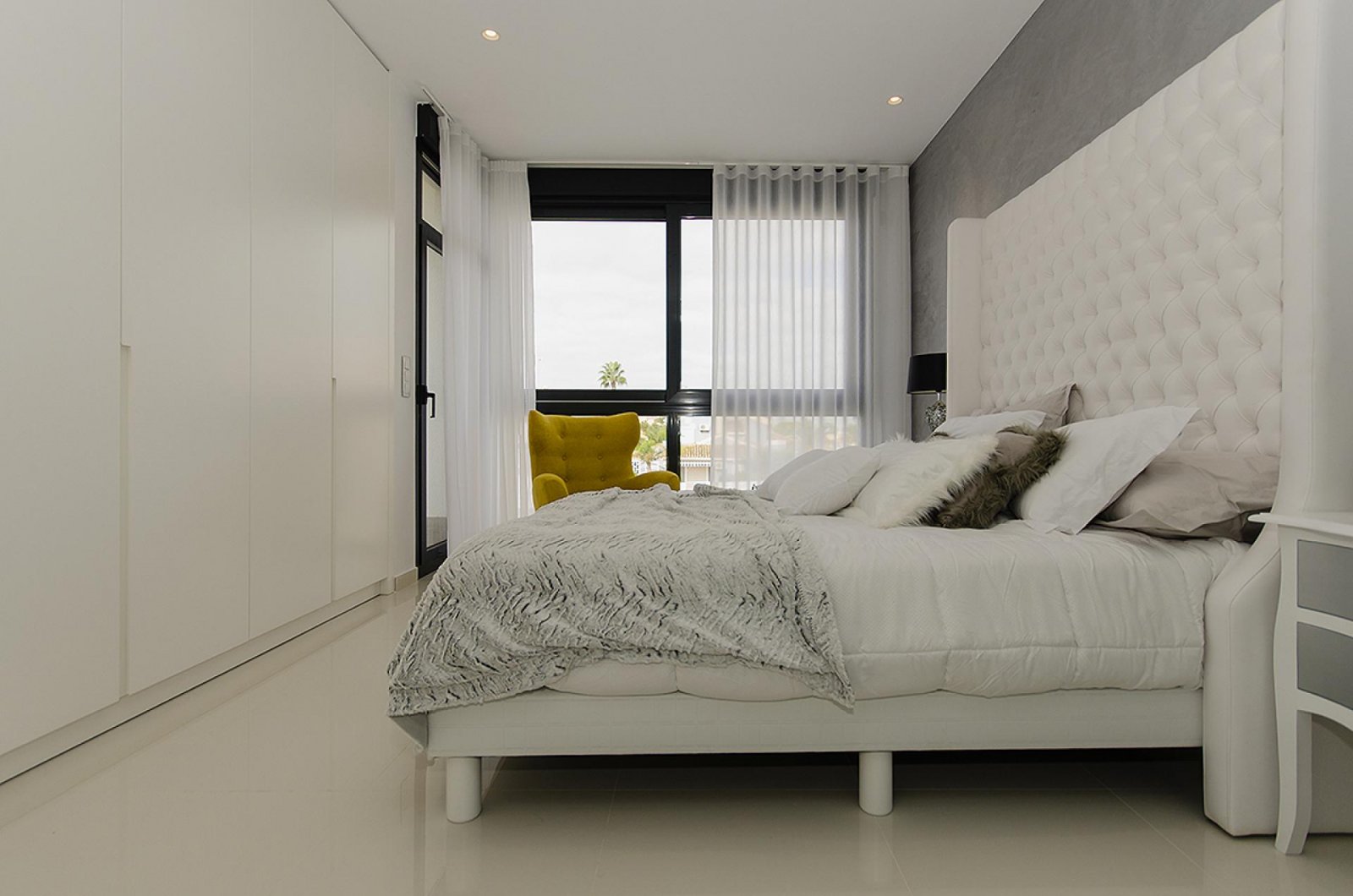 <p>Villa provided with 3 Bedrooms and 3 Bathrooms, private swimming pool and parking space on own plot. </p><p>Discover this beautiful development ...