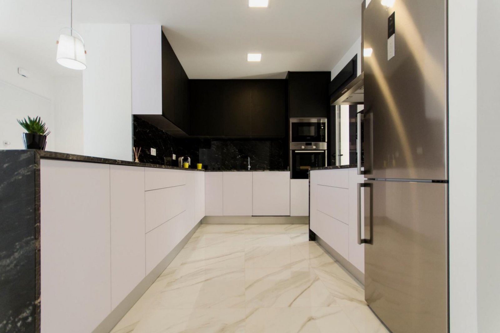<p>Villa provided with 3 Bedrooms and 2 Bathrooms, private swimming pool and parking space on own plot. </p><p>Discover this beautiful development ...