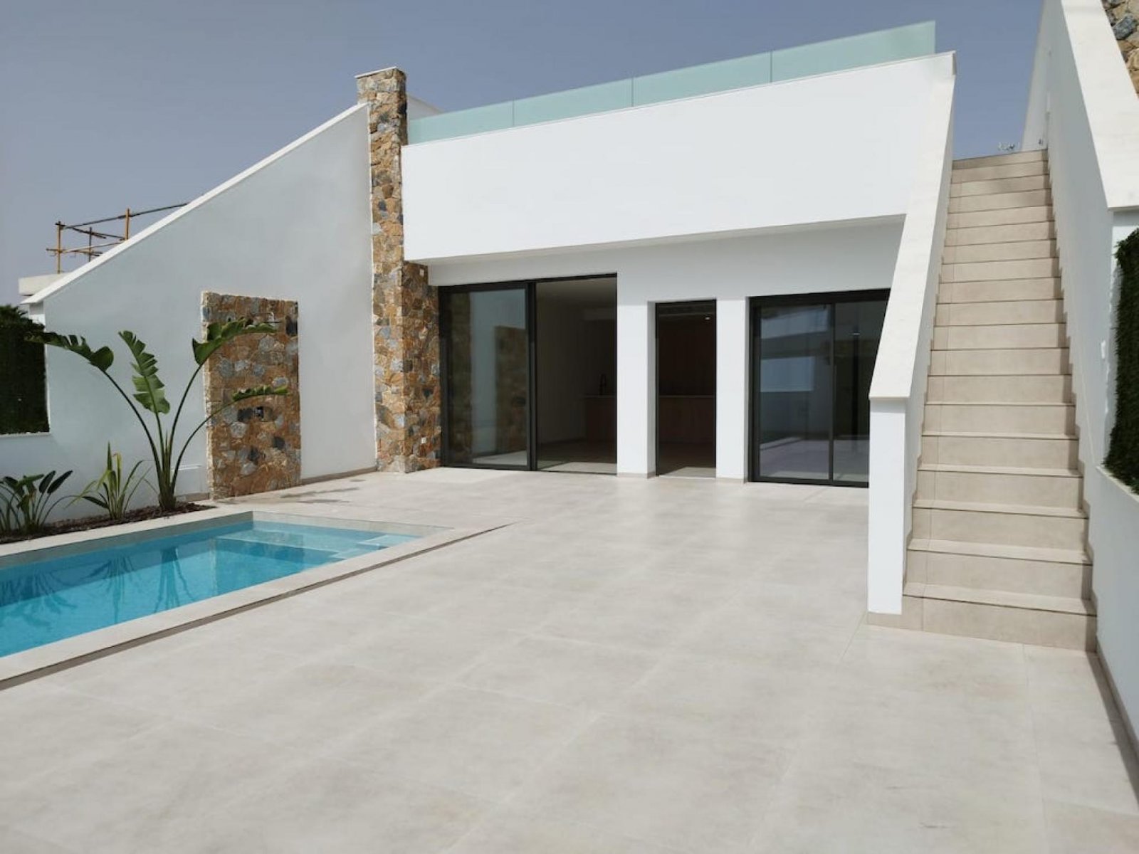 <p>Villa provided with 3 Bedrooms and 2 Bathrooms, private swimming pool and parking space on own plot. </p><p>Discover these beautiful villas, loc...