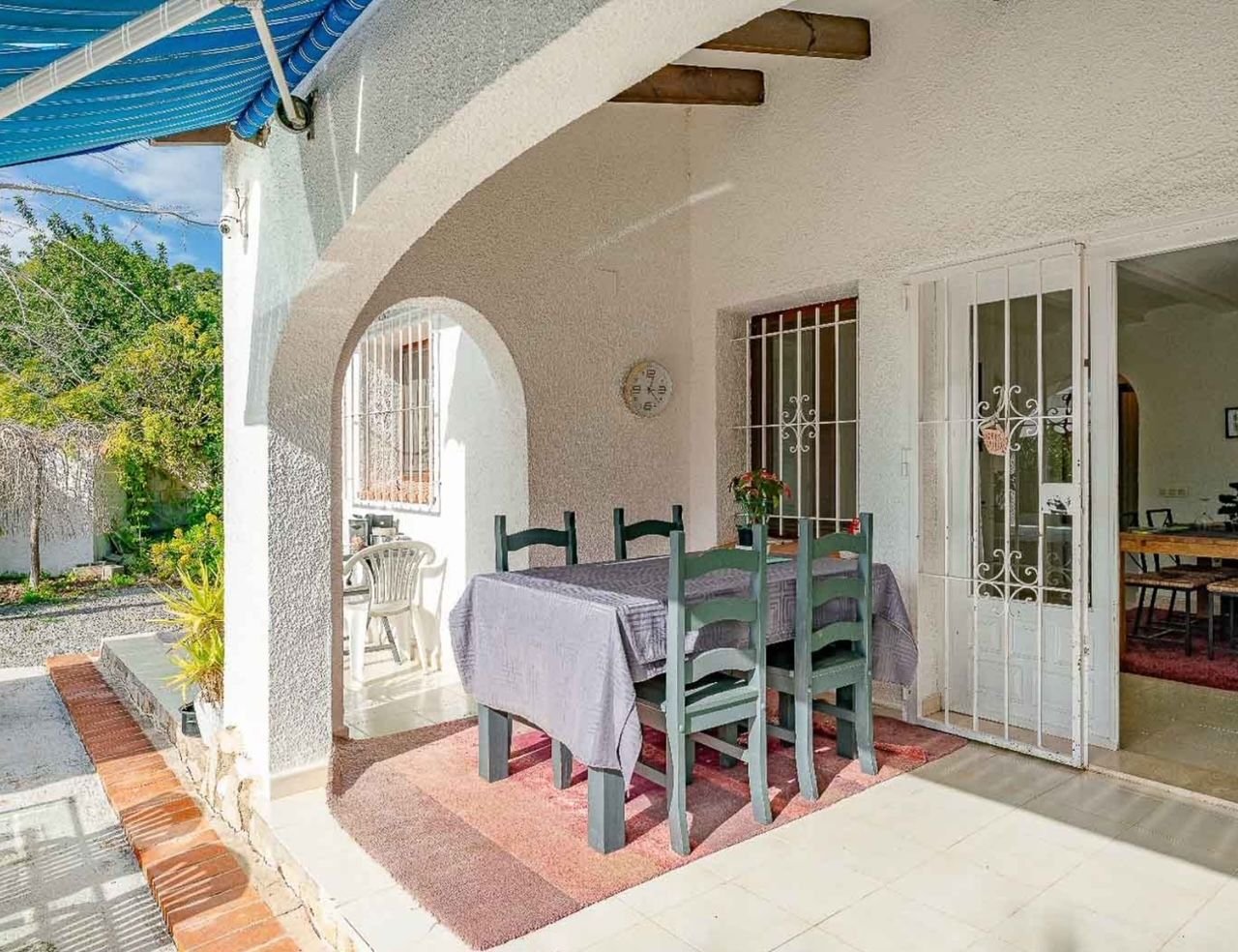 Villa in El Portet in Moraira for sale, very close to the beachIn one of the most exclusive and tranquil areas of Moraira, in the El Portet area, ...