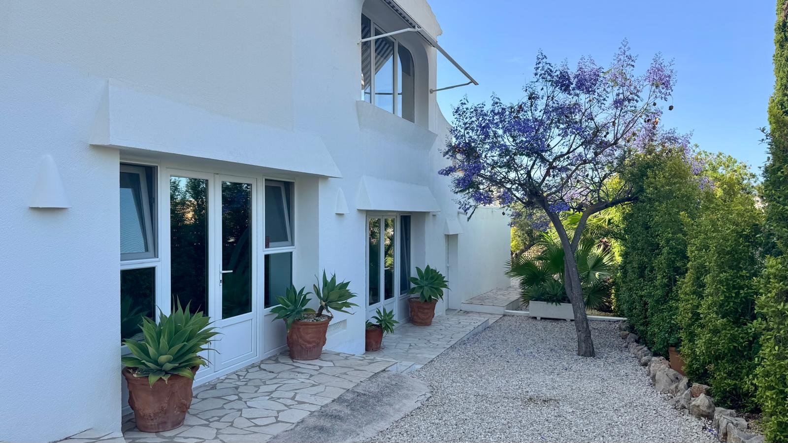 Mediterrane Luxusvilla mit spektakulärem Meerblick