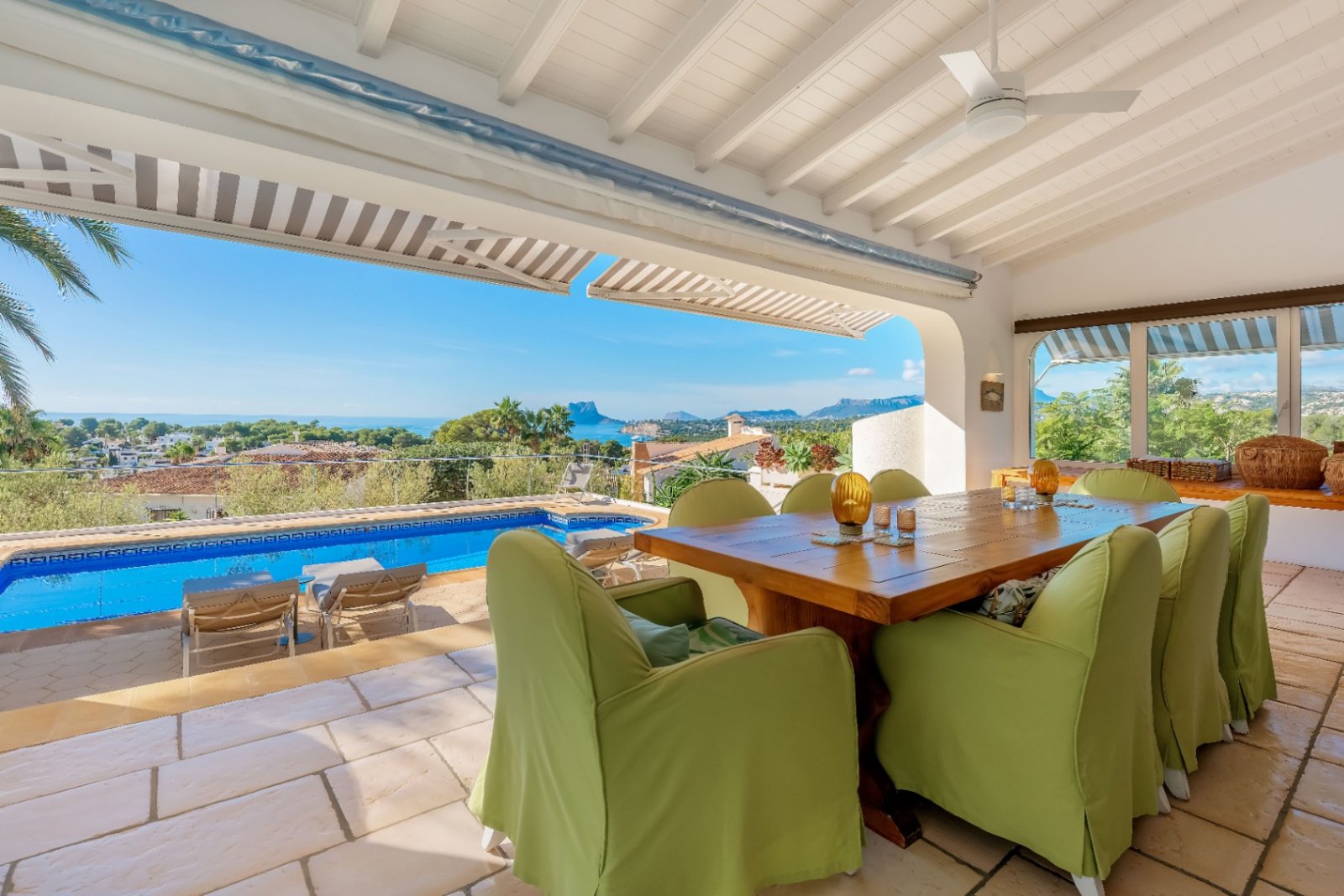 Mediterrane Luxusvilla mit spektakulärem Meerblick