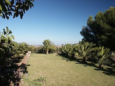 Beautiful old but completely and tastefully refurbished stone finca with lots of charme for sale in Benissa, 2 houses on a very big plot with two s...