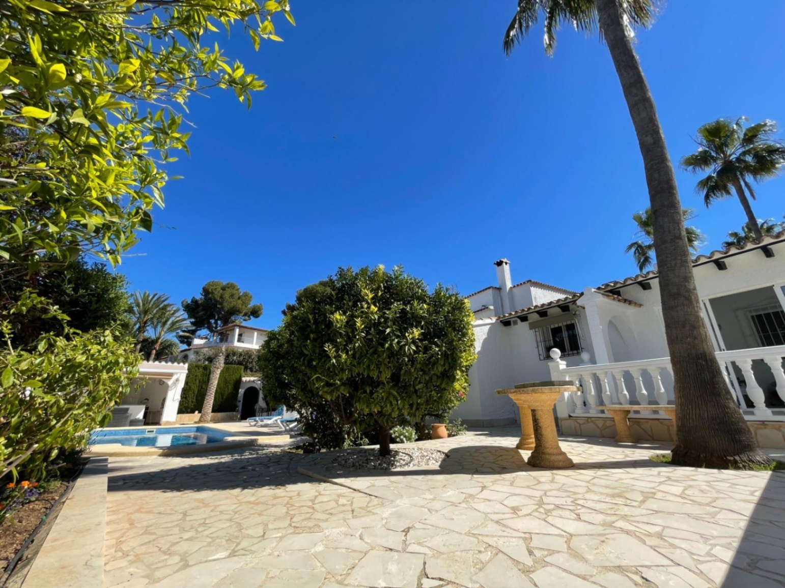 Chalet/Villa walking distance to the beach and the center in the Pla del Mar El Portet area of MorairaCharming villa for sale, just a short dist...