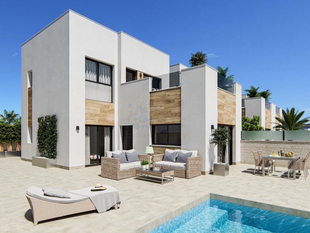 Modern New-Build Family Home with Pool, SOLAR System & High-Quality Features