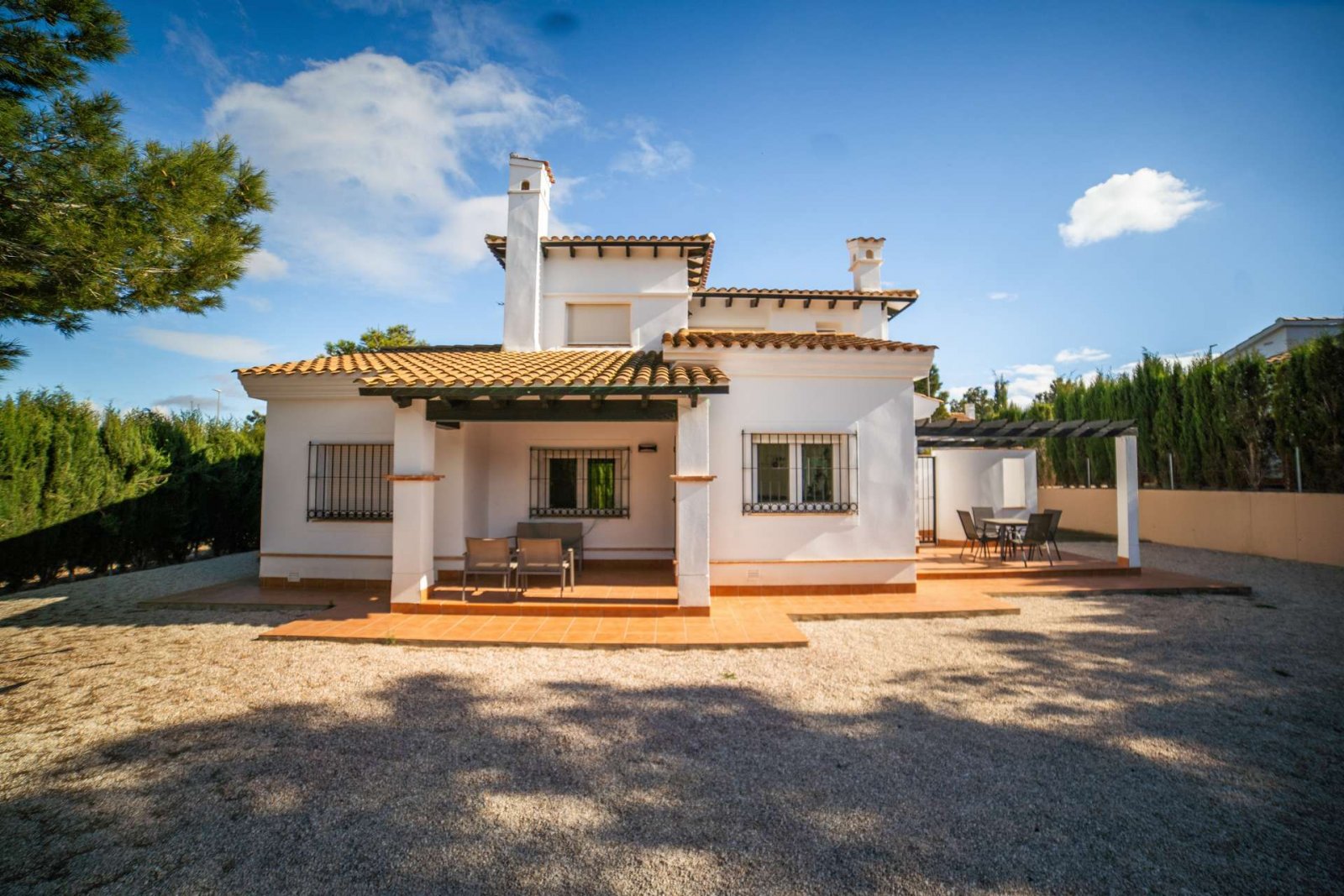 Fuente Álamo: Schöne Villa mit großem Grundstück und Bergblick 
