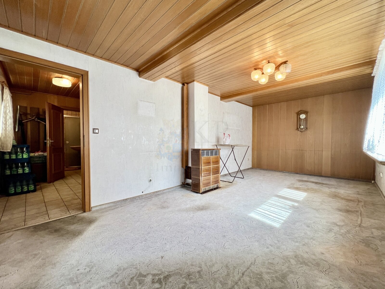 LIVING ON THE GROUNDFLOOR