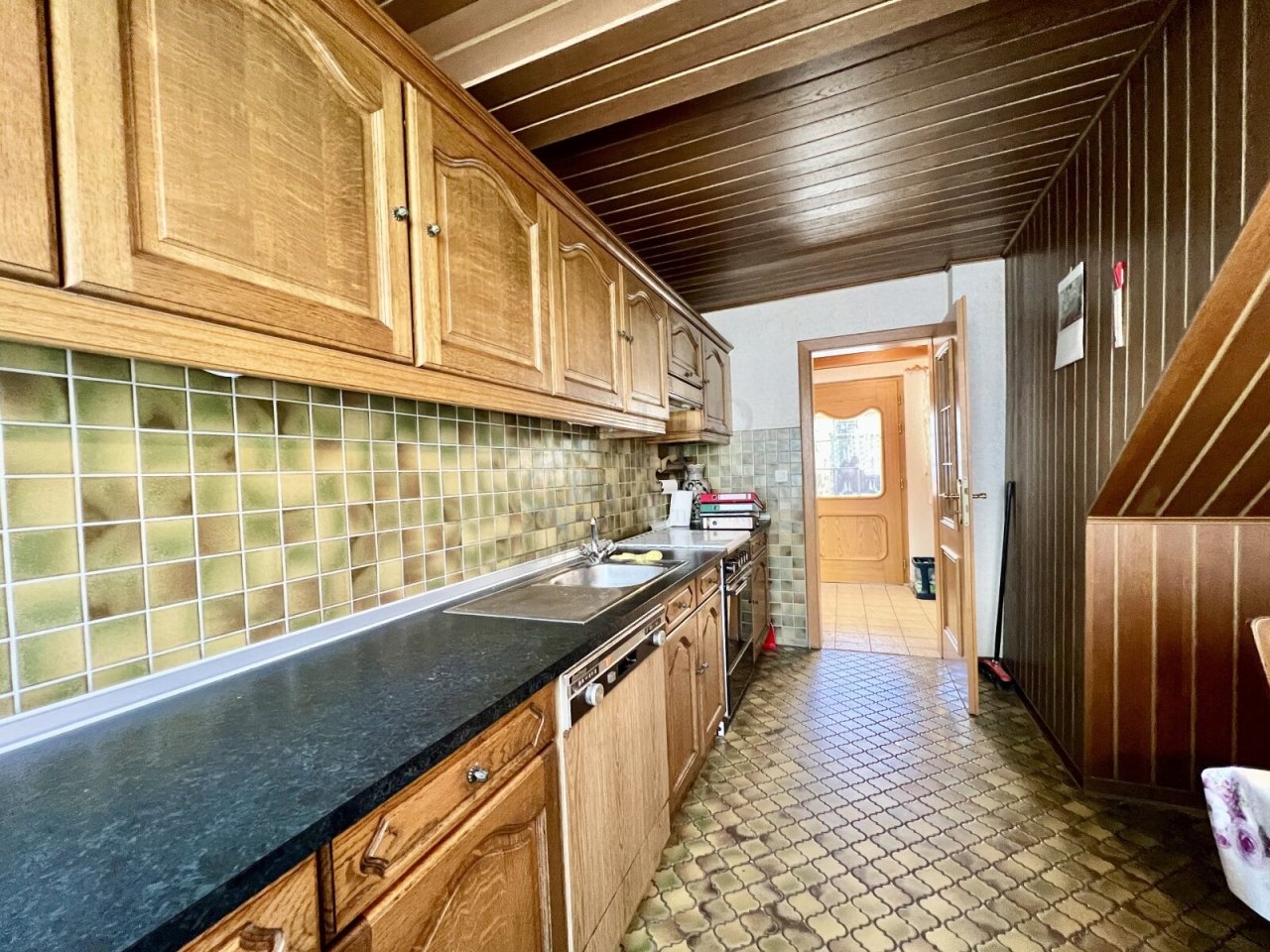 KITCHEN ON THE GROUND FLOOR